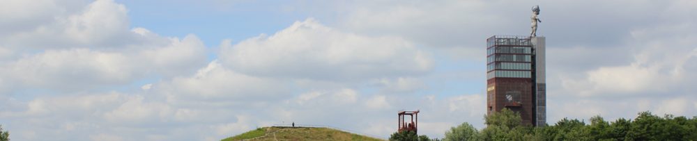 Zeche Nordstern, Nordssternpark, Förderturm Schacht 2 und Fördergerüst Schacht 1 und Halde